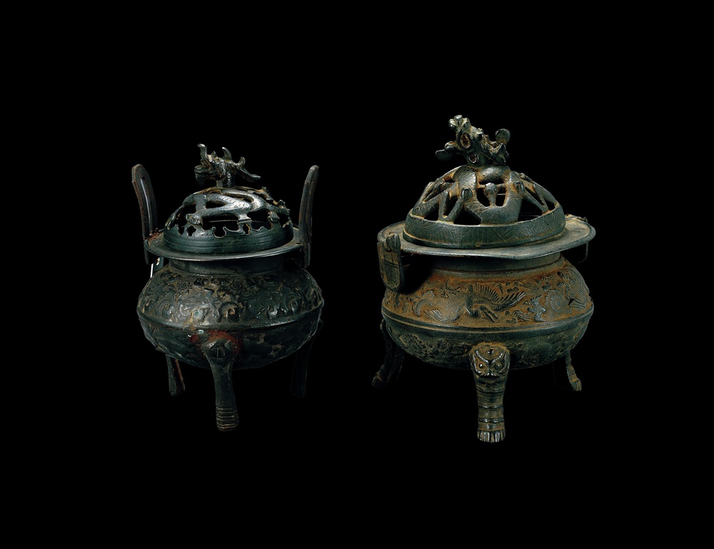 Bronze Incense Burner  첨부 이미지